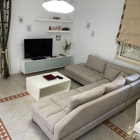 A Cozy Duplex In The Lalzi Bay Villa Durrës Kültér fotó